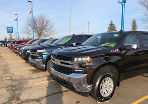 GM: Sales fall 8.3% in March, 7% in Q1