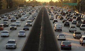 California sues U.S. agencies over data on vehicle emissions freeze