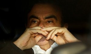 Prosecutors detail Ghosn's alleged cash transfer, report says