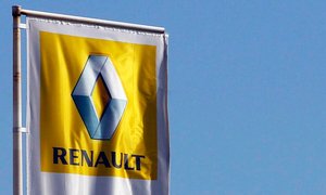 Renault could face French court action over emissions following report, paper says